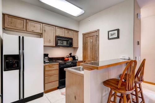 Apartamentos Los Pinos By Wyndham Vacation Rentals