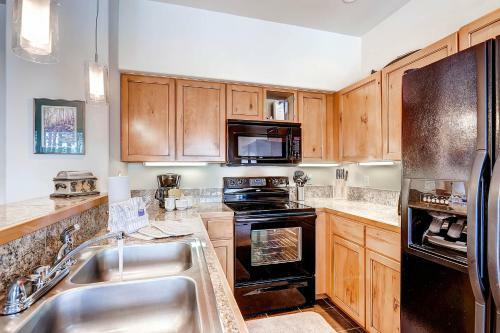 Apartamentos Los Pinos By Wyndham Vacation Rentals