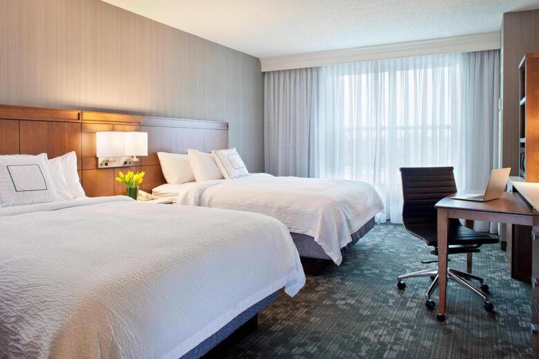 Hotel Courtyard By Marriott Pueblo