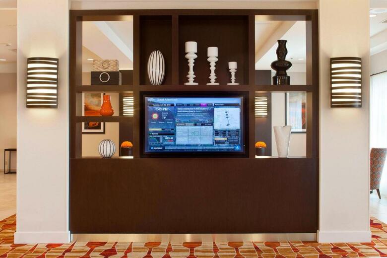 Hotel Courtyard By Marriott Pueblo