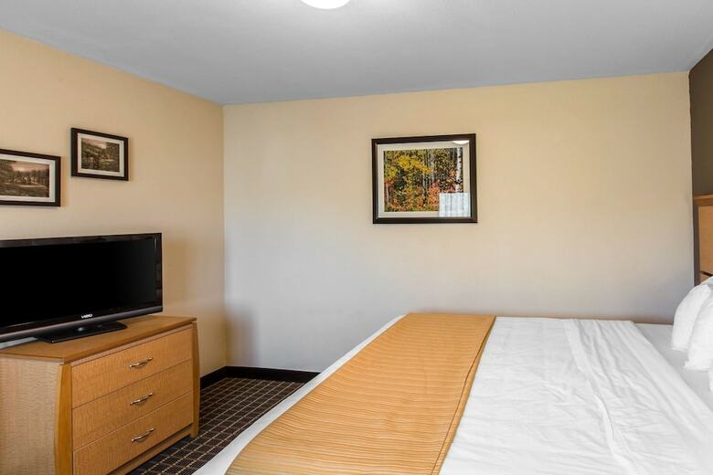 Hotel Quality Inn And Suites Summit County