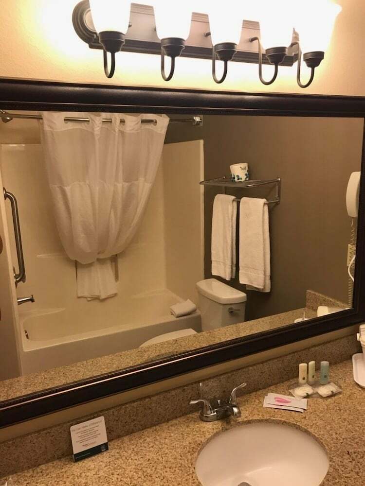 Hotel Quality Inn And Suites Summit County