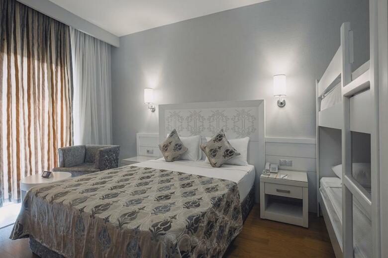 Hotel Amelia Beach Resort & Spa