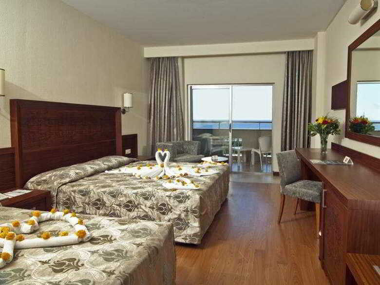 Hotel Amelia Beach Resort & Spa