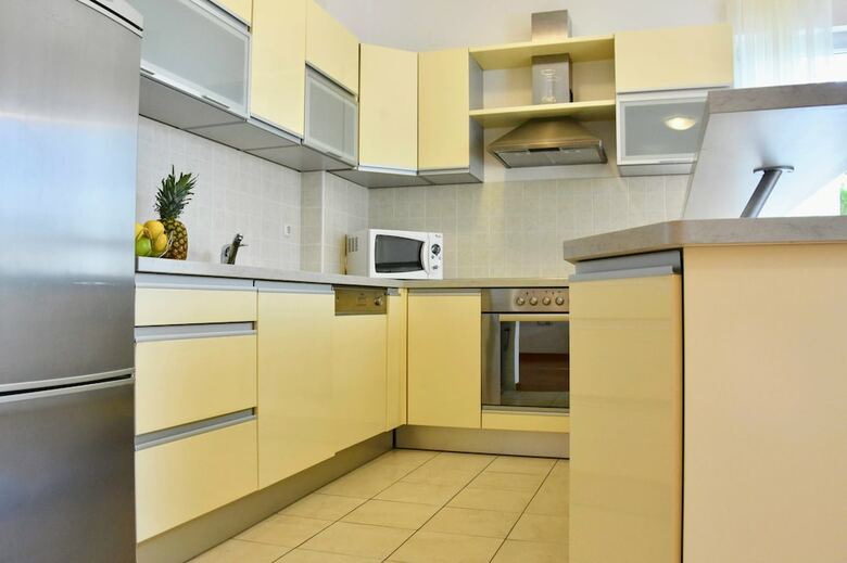 Hotel Pervanovo Apartments