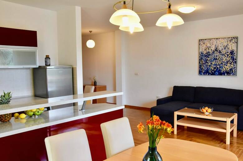 Hotel Pervanovo Apartments