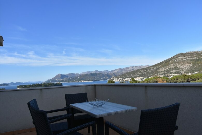 Hotel Pervanovo Apartments