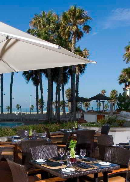 The Waterfront Beach Resort, A Hilton Hotel