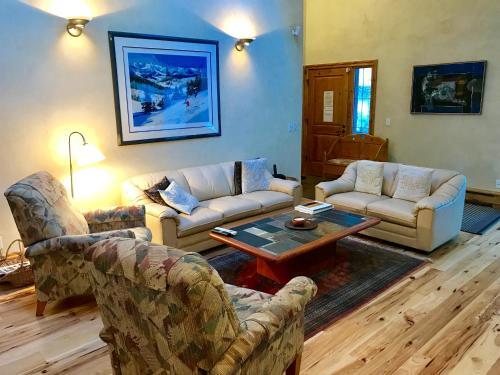 Apartamento Gold Rated Bighorn Duplex