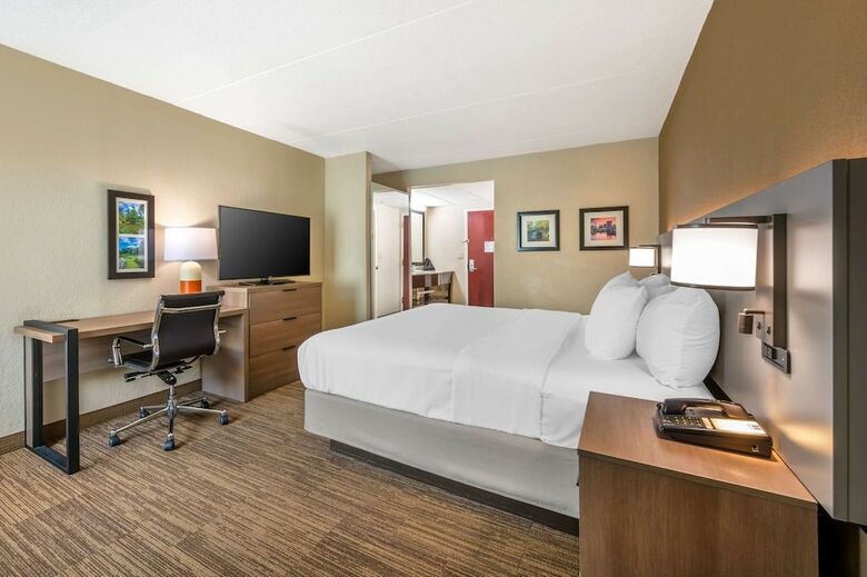 Hotel Comfort Inn And Suites East Hartford