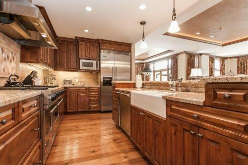 Hotel Arrabelle 282 By Exclusive Vail Rentals