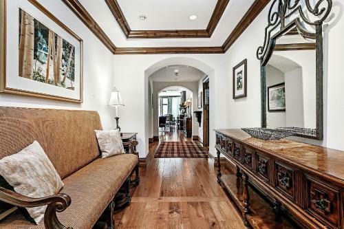 Hotel Arrabelle 282 By Exclusive Vail Rentals