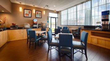 Best Western Hartford Hotel And Suites