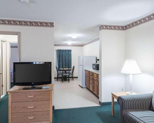 Hotel Rodeway Inn & Suites - Rehoboth Beach