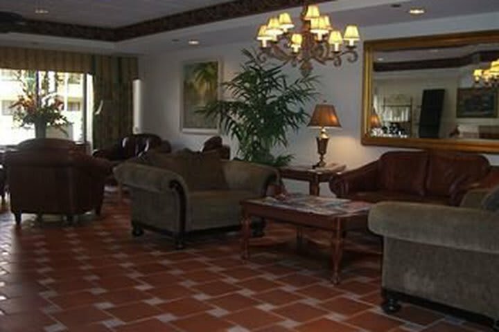 Hotel Ramada Suites Boca Raton