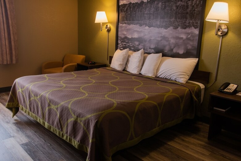 Hotel Super 8 Mississauga