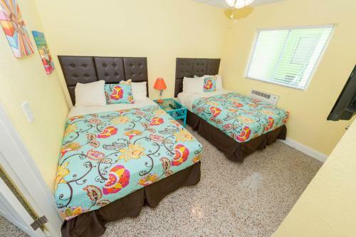 Motel Brightwater Suites