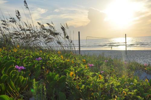 Hotel Wakulla Two Bedroom Suites Resort