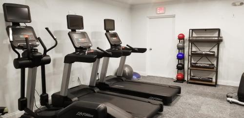 Hotel Wakulla Two Bedroom Suites Resort
