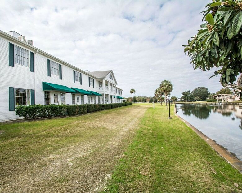 Hotel Plantation On Crystal River