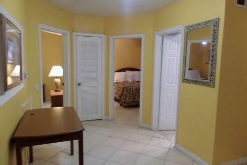 Motel Daytona Shores Inn And Suites
