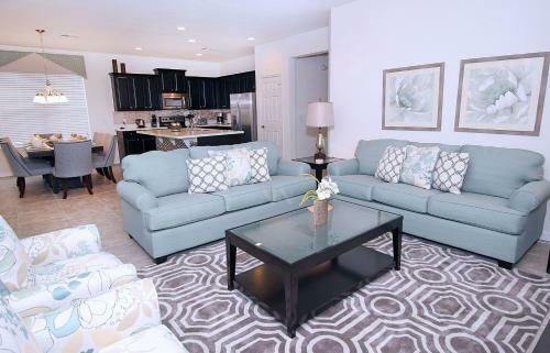 Vacation Home Miles Away From Disney 13yc19
