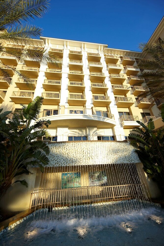 Hotel Sandpearl Resort