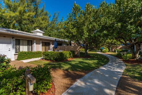 Villa Delray South Shore Club