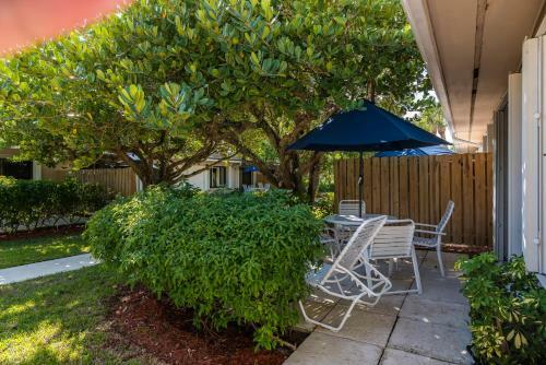 Villa Delray South Shore Club