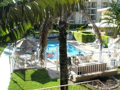 Motel Tropic Isle Beach Resort