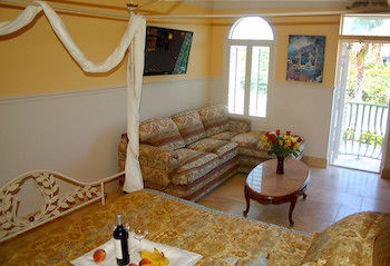 Pearl Of The Sea Luxury Bed & Breakfast
