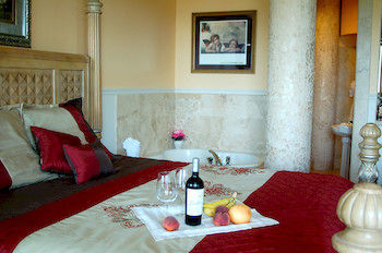 Pearl Of The Sea Luxury Bed & Breakfast