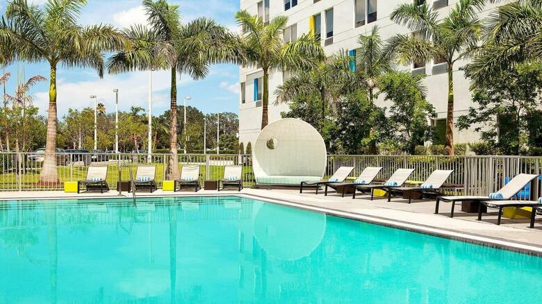 Hotel Element Miami Doral