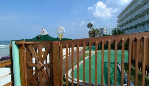 Hotel Daytona Beach Hawaiian Inn