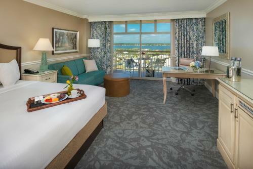 Hotel The Shores Resort & Spa