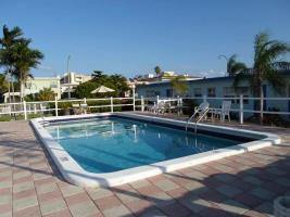 Motel Dolphin Harbor Inn