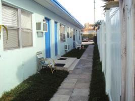 Motel Dolphin Harbor Inn