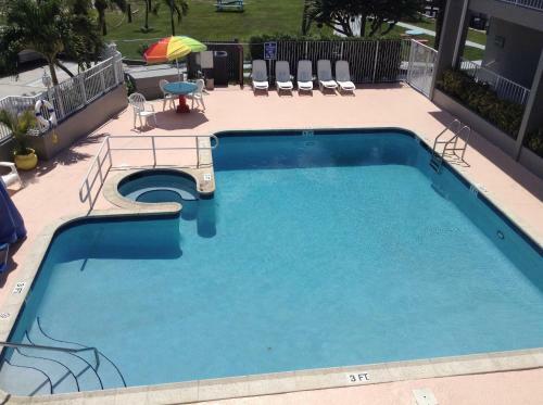 Hotel Dockside Inn & Resort