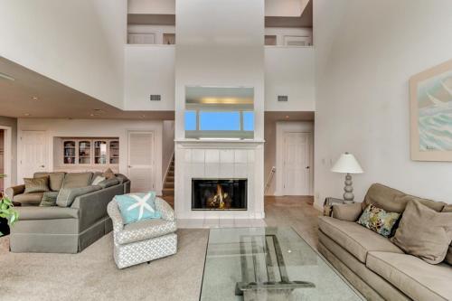 4434 South Fletcher