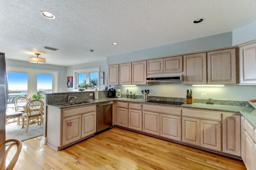 4434 South Fletcher