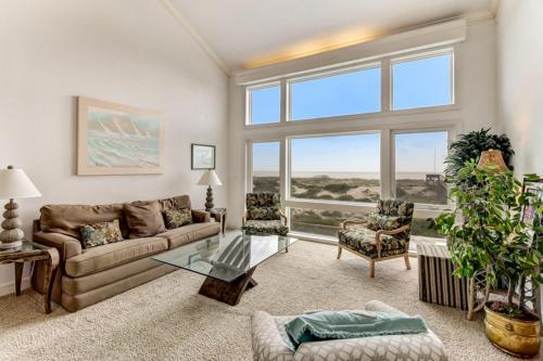 4434 South Fletcher