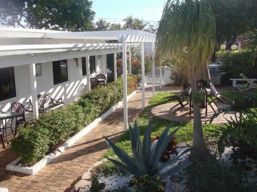 Motel Breakaway Inn Guest House