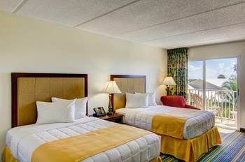 Hutchinson Island Plaza Hotel & Suites