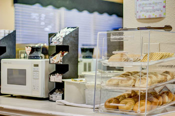 Hutchinson Island Plaza Hotel & Suites