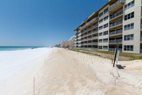 Apartamento Emerald Towers West 5004