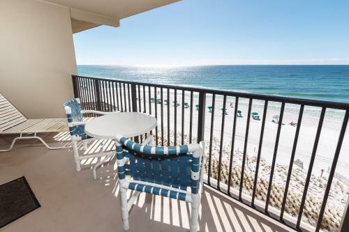 Apartamento Emerald Towers West 5004
