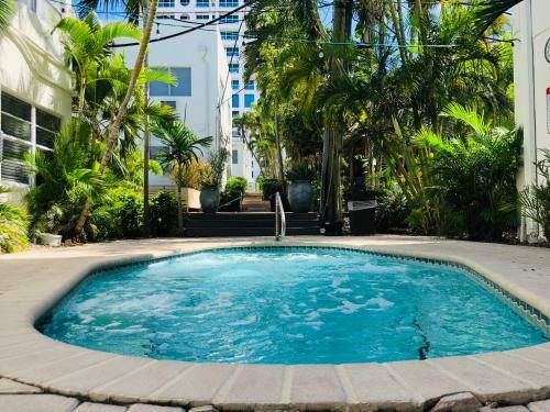 North Beach Hotel