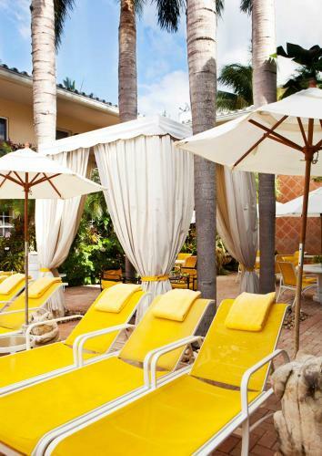 La Casa Hotel