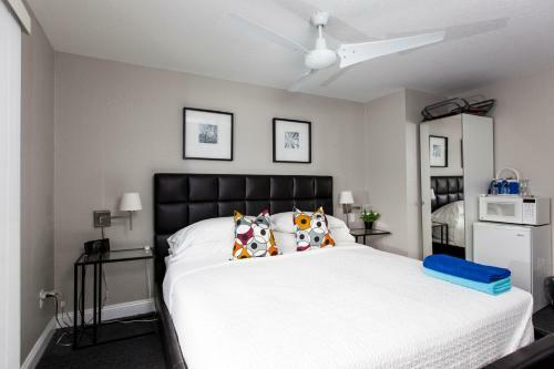 Hostal 15ftl Guesthouse