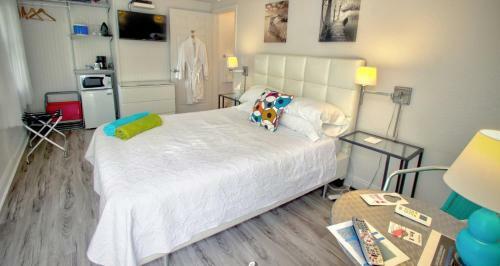 Hostal 15ftl Guesthouse